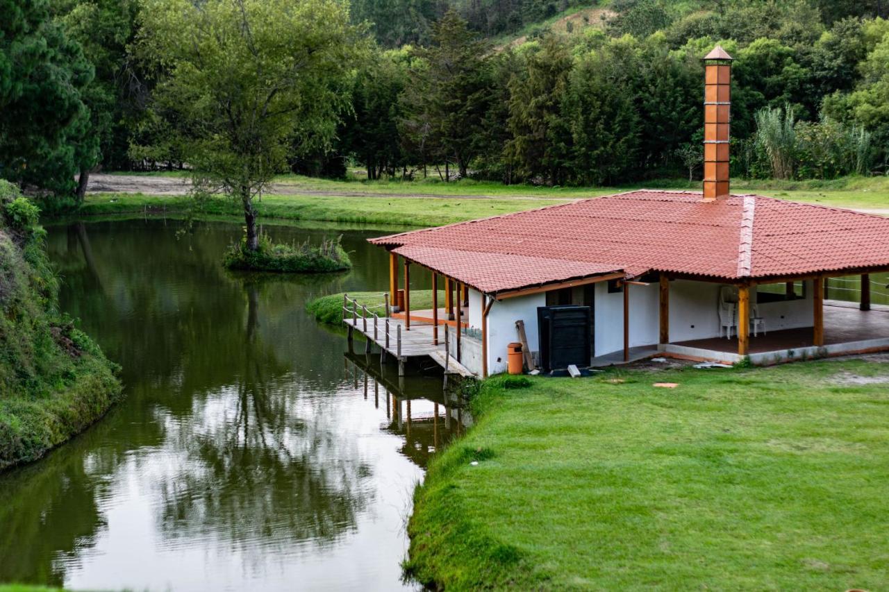 Casa Montana Hotel Chichicastenango Zewnętrze zdjęcie